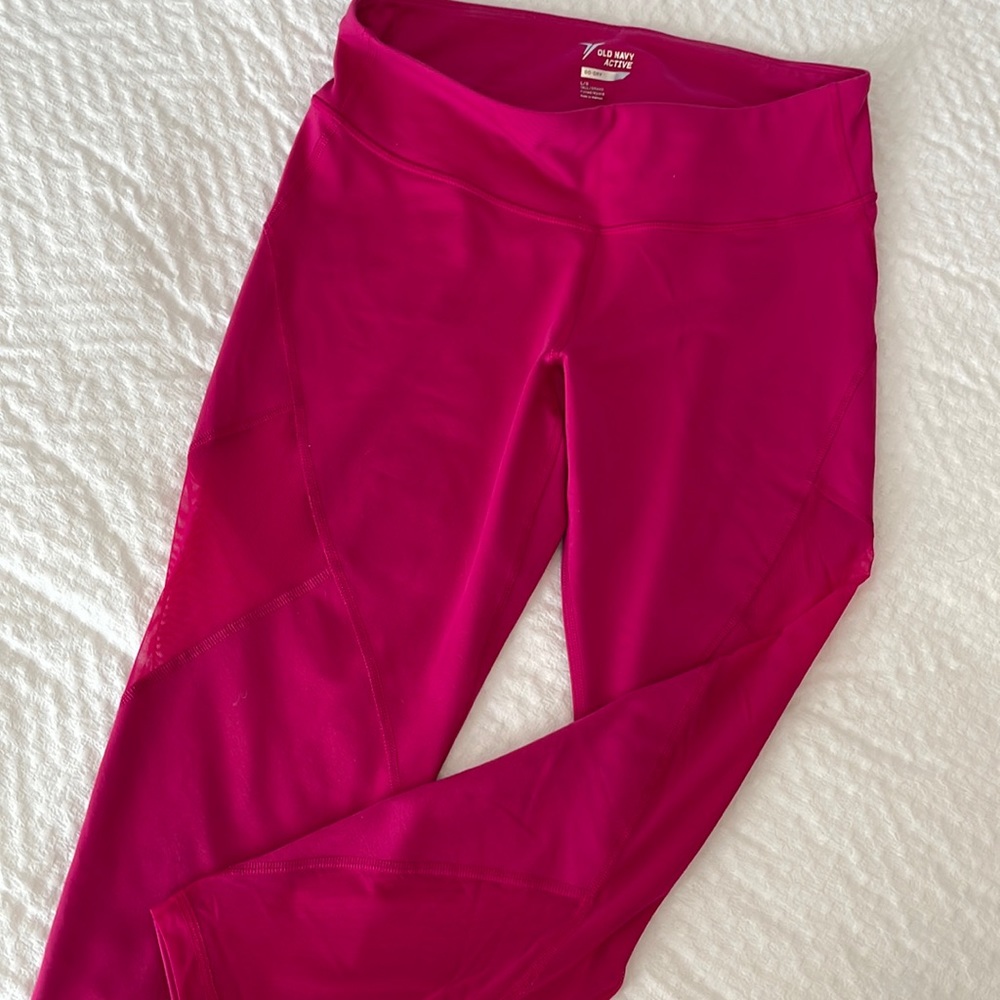 Sheer panel leggings